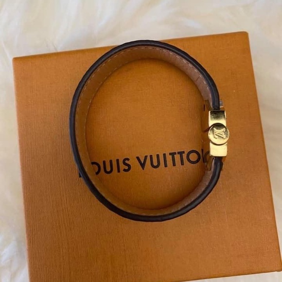 LV Monogram Bracelet - Picture 11 of 12